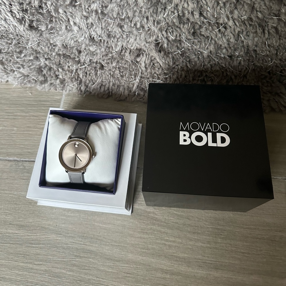 NEW Movado Bold Grey Dial Watch with Grey Strap - Picture 3 of 5